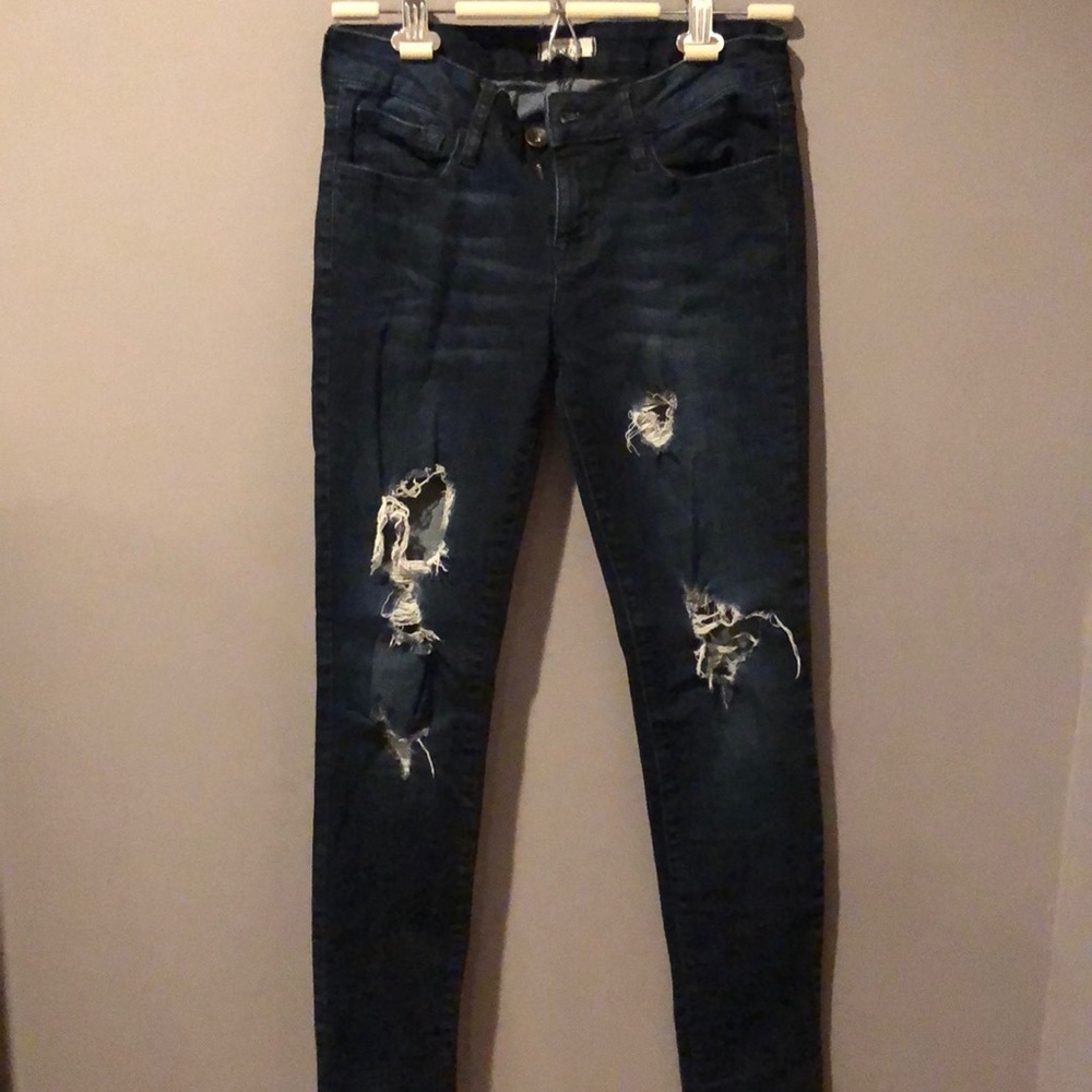 Bullhead ripped blue skinny jeans